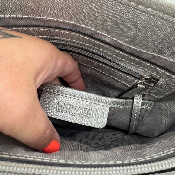 Michael Kors Silver Metallics set jet Tote Bag Purse Handbag Satchel MK Logo - Picture 8 of 13